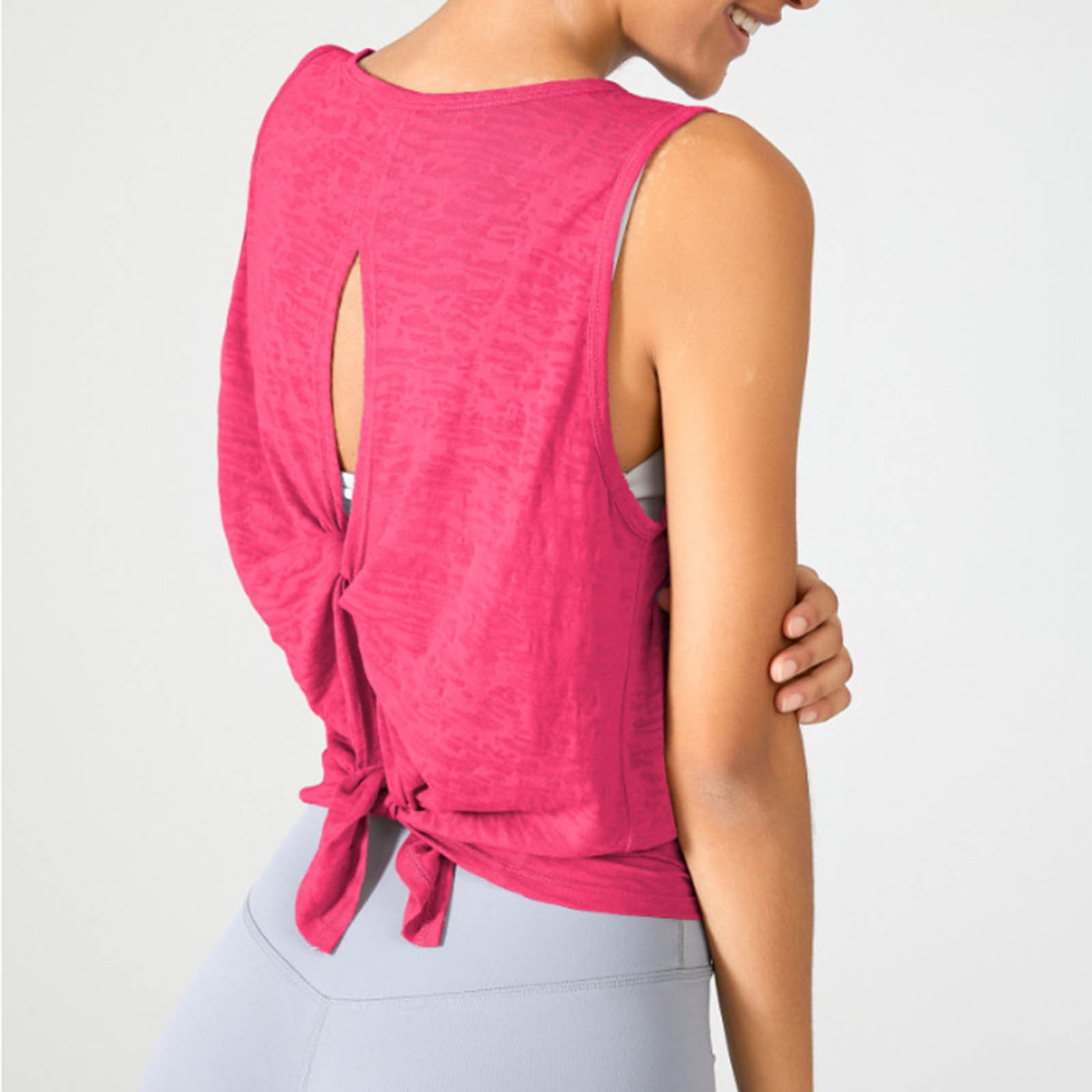 thumbnail image 2 of Camiseta de manga corta con cuello redondo para mujer - Poliéster transpirable - Para deportes, actividades de verano y otoño, 2 of 5